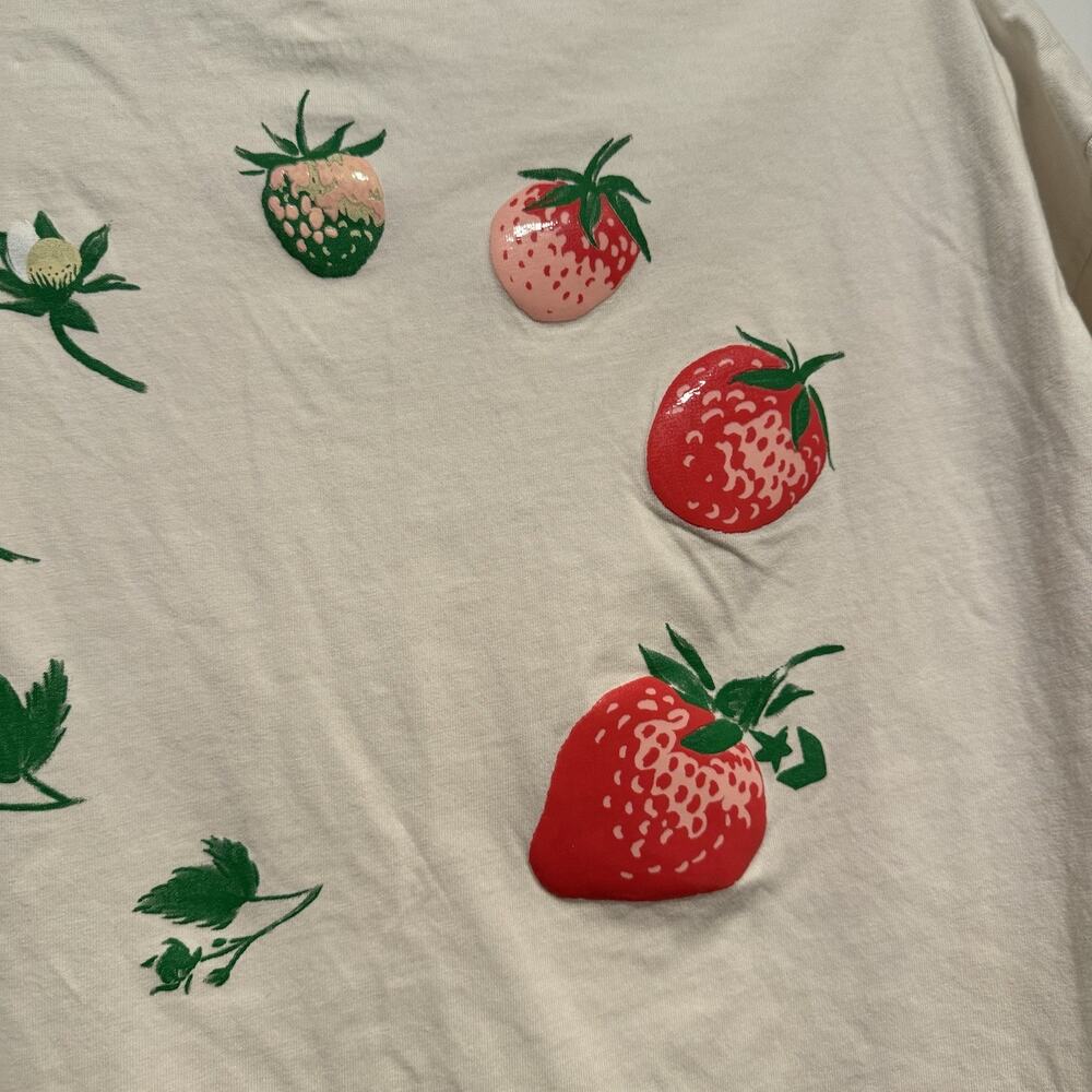 Converse Strawberry Tee Shirt Size Small - Picture 2 of 5